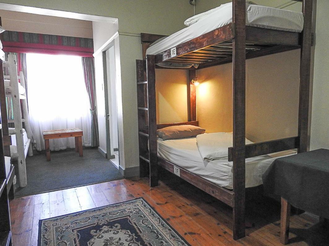 Хостел Mosselbay Backpackers Моссел-Бей Экстерьер фото