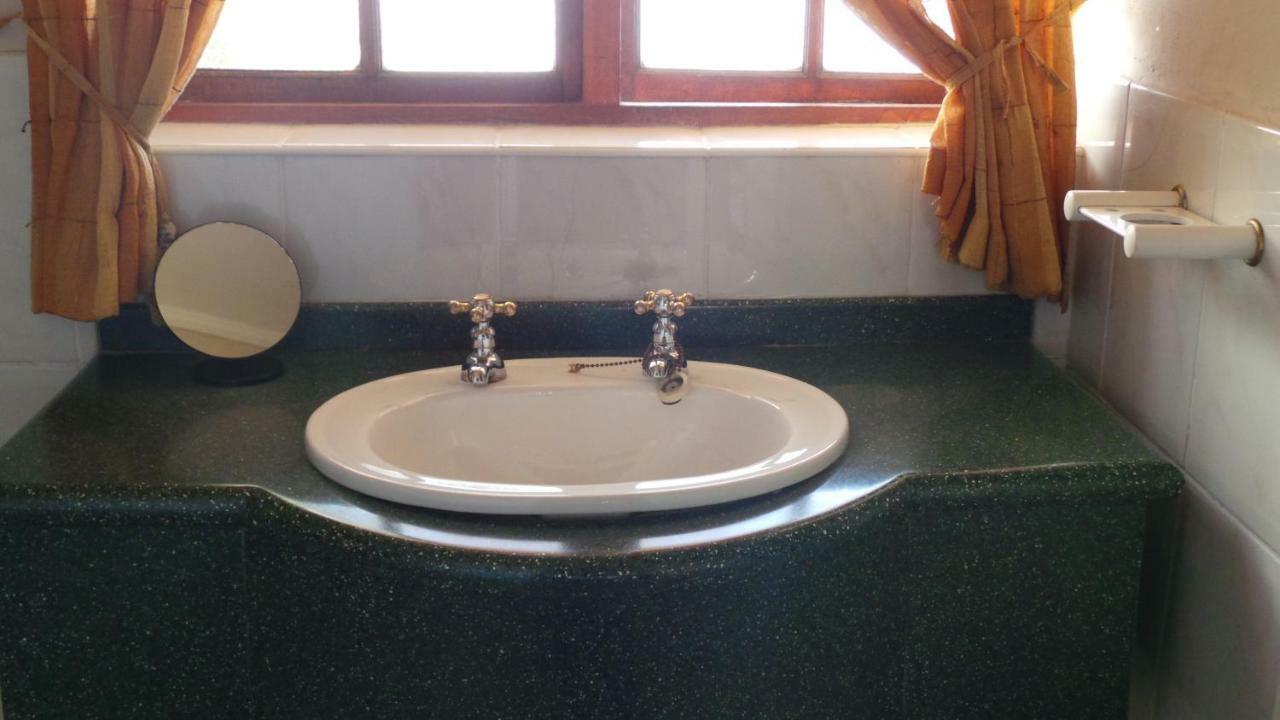 Хостел Mosselbay Backpackers Моссел-Бей Экстерьер фото