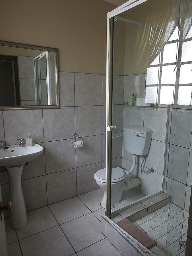 Хостел Mosselbay Backpackers Моссел-Бей Экстерьер фото